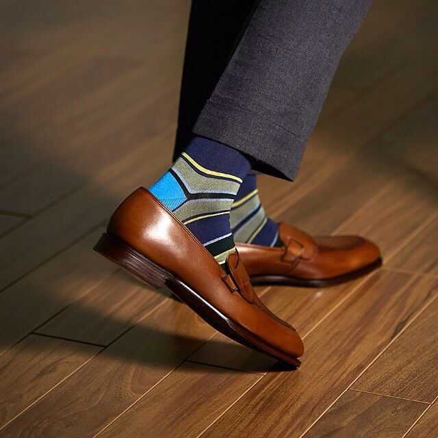 Как правильно подбирать носки: под цвет брюк или туфель. советы, как подобрать носки к брюкам и туфлям art-textil.ru