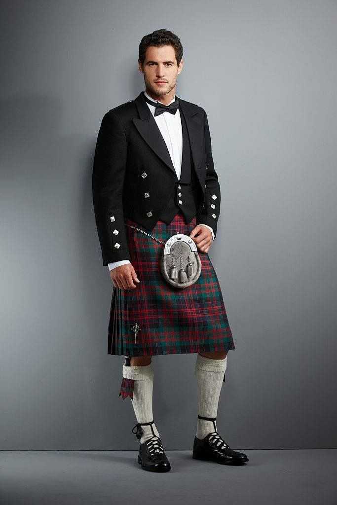 Шотландская национальная одежда, костюм шотландцев, шотландский стиль в одежде, мужской и женский костюм
