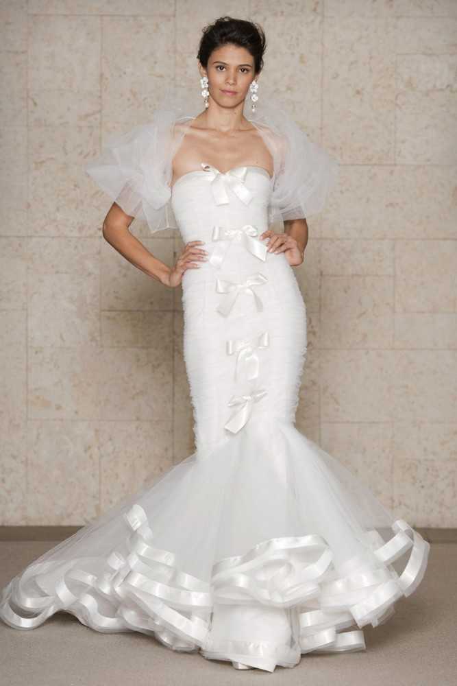 Свадебные платья русалка – кружевные, с рукавами и со шлейфом, фото силуэта