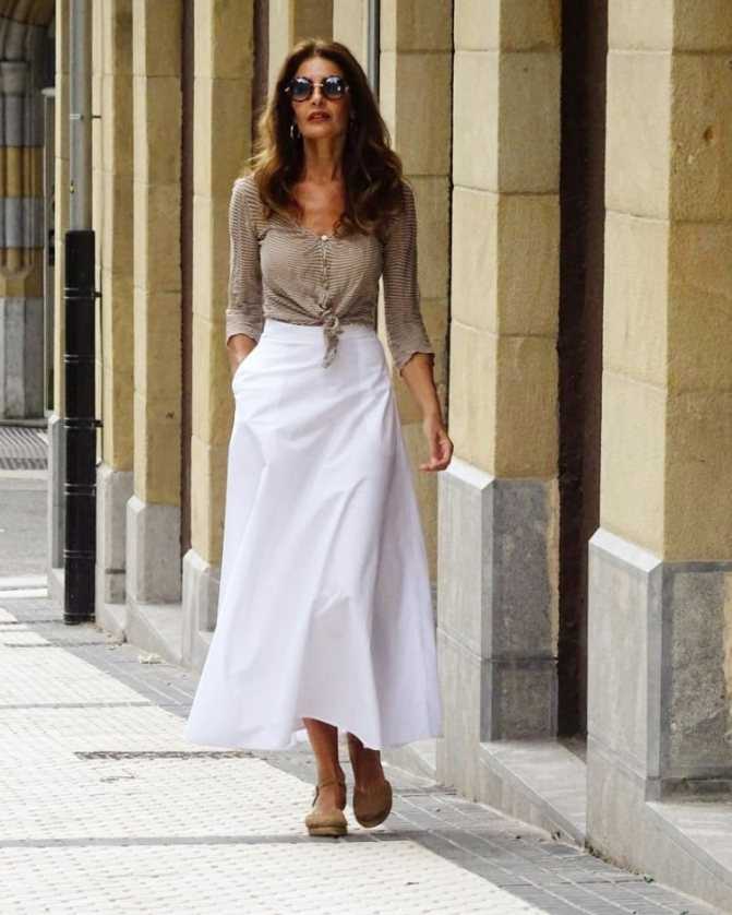 Топ и юбка с завышенной талией: 50 стильных комбинаций