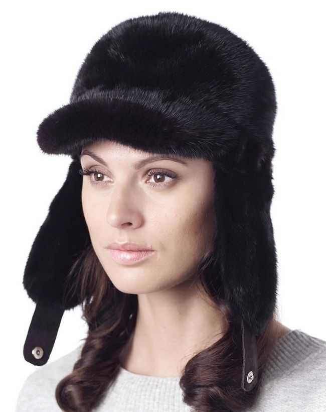 Меховые шапки 2021: фото модных женских меховых шапок на зиму 2021 года