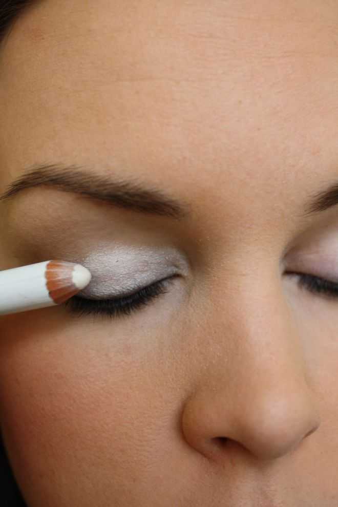 Как правильно пользоваться карандашом для глаз