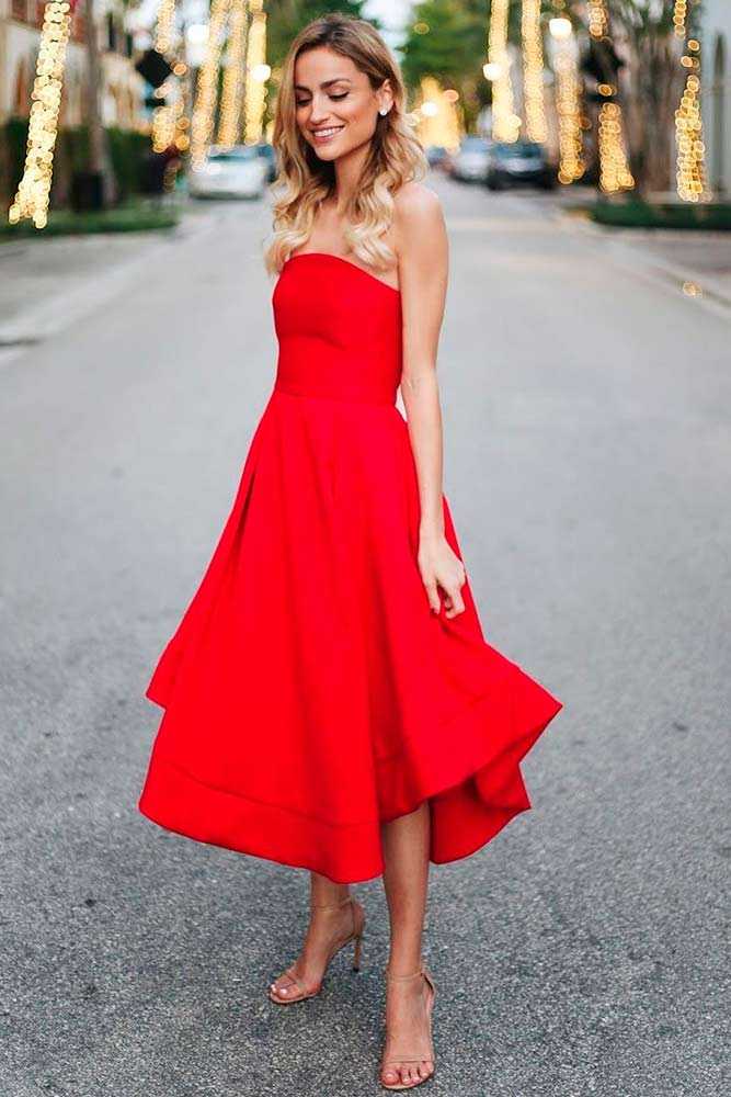 Красное вечернее платье — настоящий восторг и восхищение