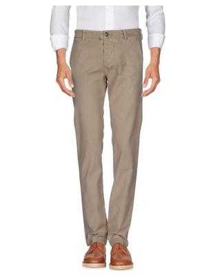Мужские бежевые брюки (56 фото): классические, узкие, чинос