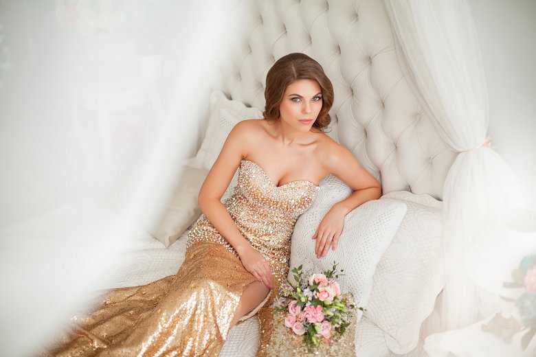 Золотое свадебное платье шик и роскошь наряда