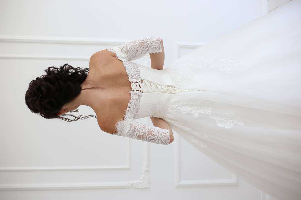Свадебные платья с открытой спиной для самых романтичных невест