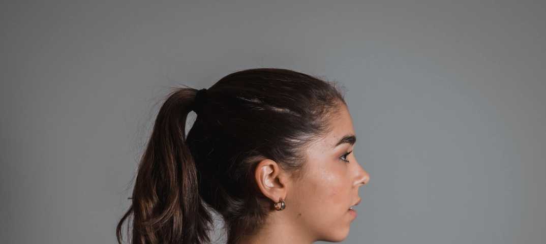Главные правила выбора стрижек и причесок Преимущества подбора укладки по типу лица, структуры и длины волос Исправление поврежденных прядей, образы и примеры модных причесок
