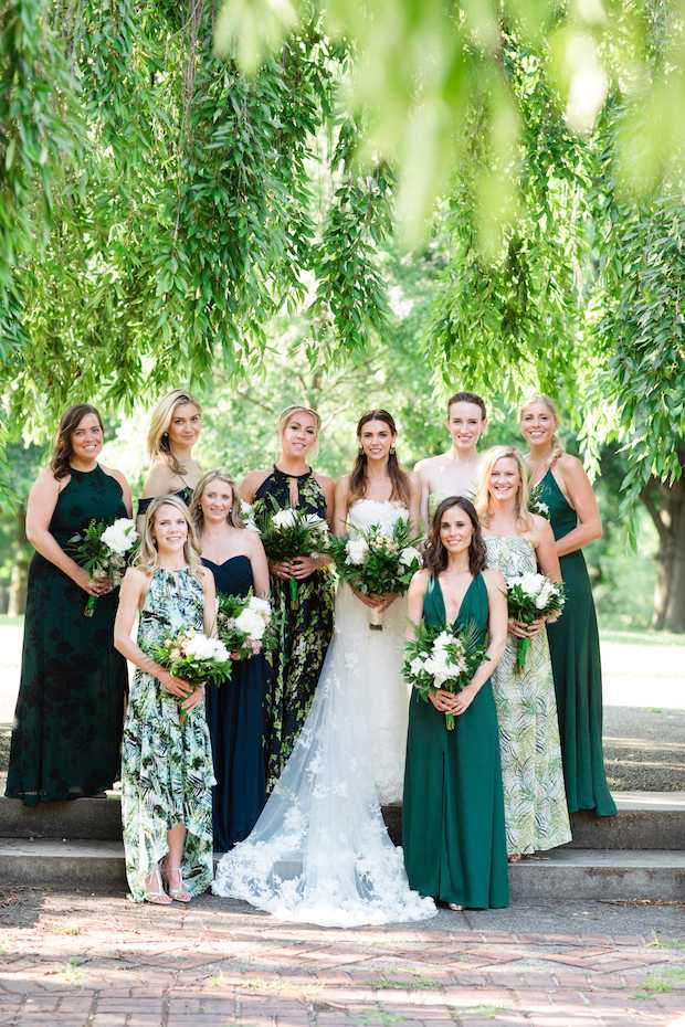 ᐉ свадебное платье - зеленого, изумрудного цвета - svadebniy-mir.su