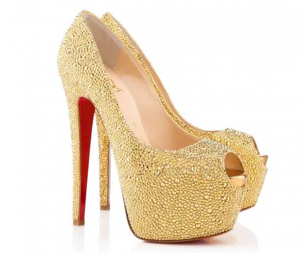 Золотые туфли – почувствуй себя на миллион. выбираем, с чем носить золотые кроссовки, по фото и правильно их сочетаем с чем носить золотые сапоги зимние