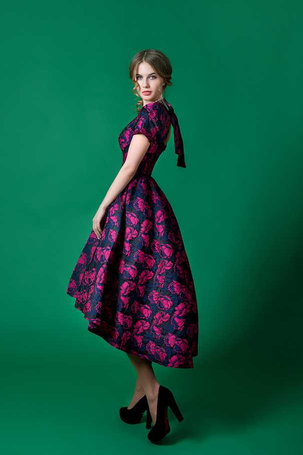 Платья для 60 летних женщин: вечерние, повседневные, летние и зимние варианты, модные фасоны и примеры с фото