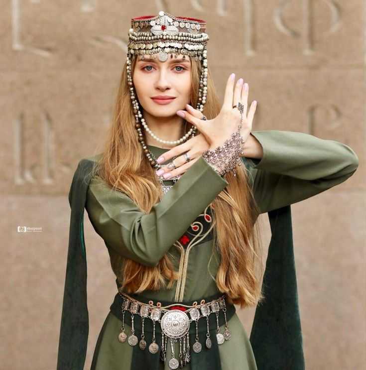 Русский народный костюм (87 фото): особенности русской национальной славянской одежды, женской и мужской