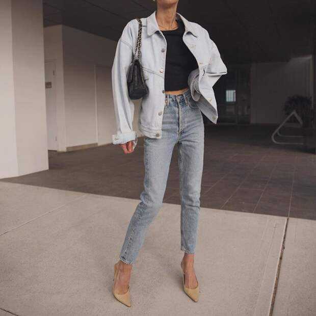Модные джинсовки 2021 женские. с чем носить джинсовую куртку женскую — 150 фото