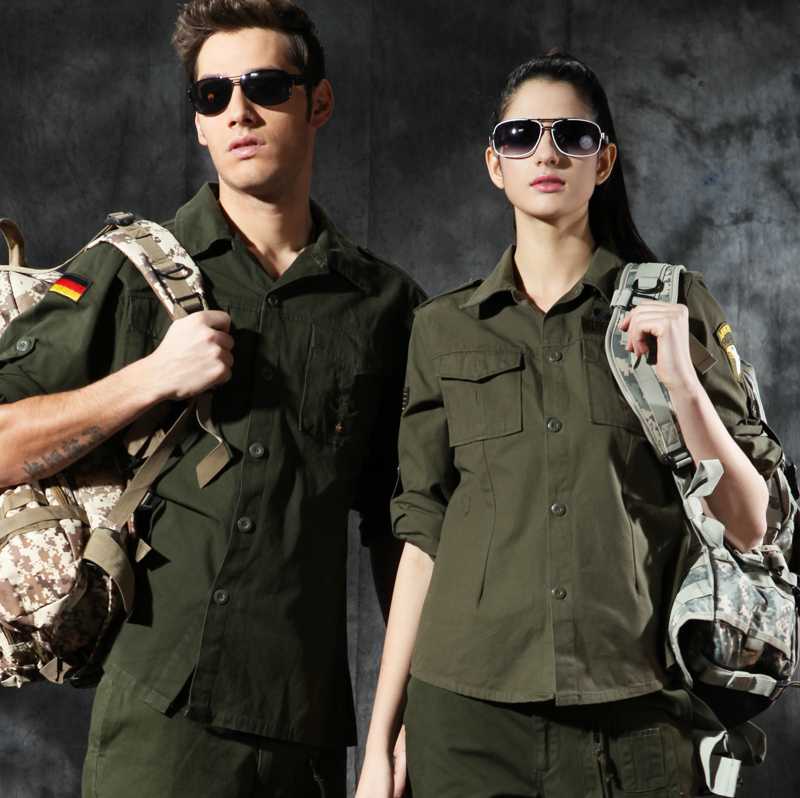 Милитари что это. В стиле милитари. Военный стиль одежды. Наряд в стиле милитари. Стиль милитари для женщин.