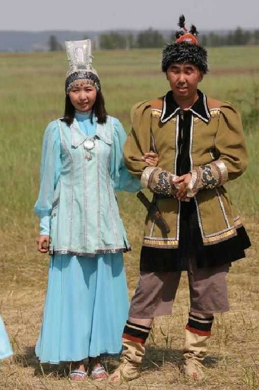 Национальные костюмы якутов (фото)