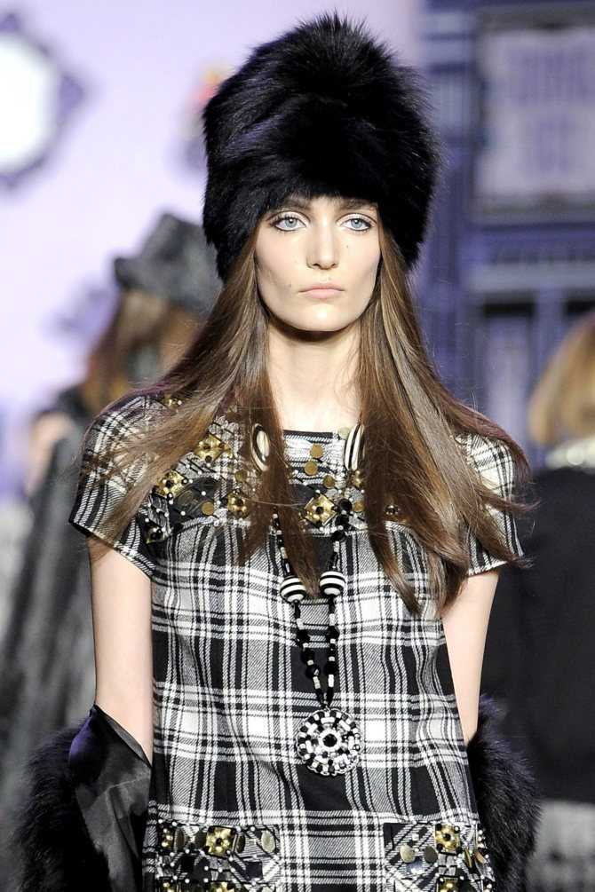 Вязание зимних женских шапок – подборка из 17 моделей