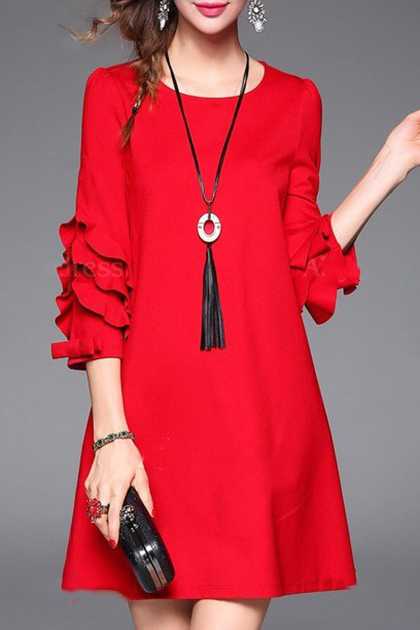 Красное платье: с чем носить?
