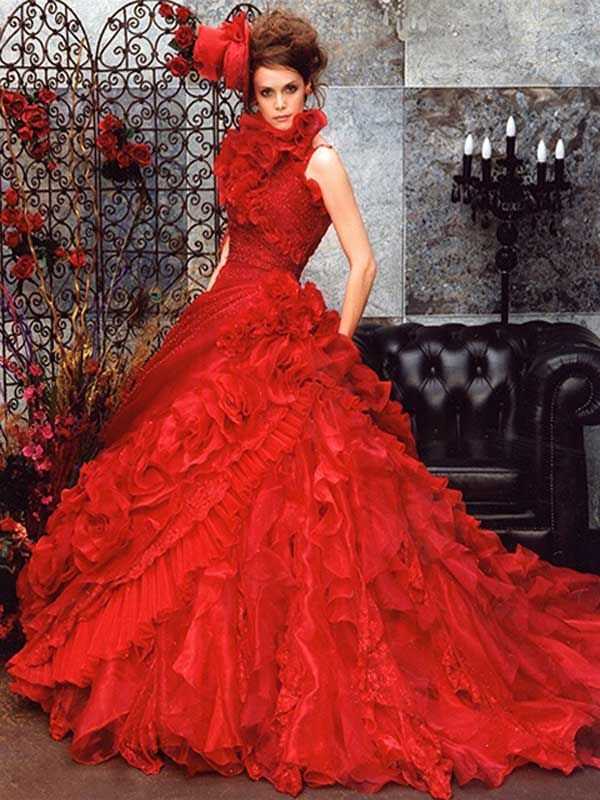 Красное свадебное платье: лучшие фасоны и аксессуары (фото)