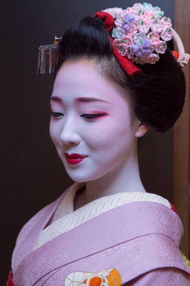 Японский макияж: особенности, советы, пошаговое исполнение