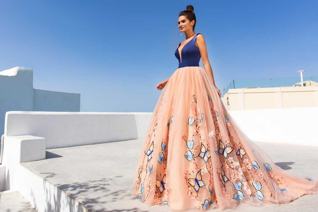Выбираем самое актуальное платье-футляр: 70 модных образов – счастливая женщина