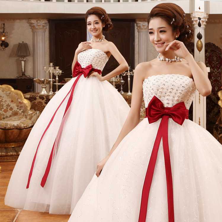 Красное свадебное платье для яркой невесты