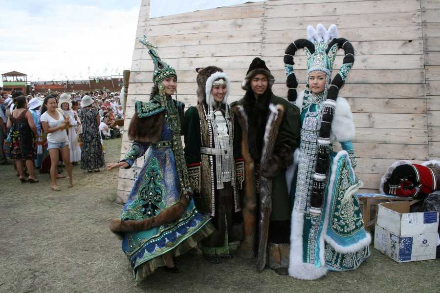 Традиции и обычаи якутов. якутские песни. якутская свадьба. якутский костюм :: syl.ru