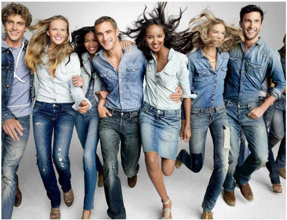 С чем носить джинсовую жилетку? (50 фото)