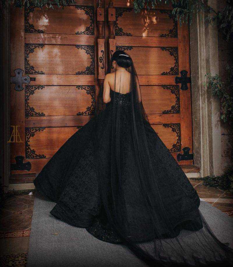 Черное кружевное платье наряд для истинной королевы – женский блог о рукоделии и моде, здоровье и стиле, женские хитрости и советы