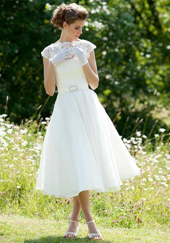 Скромные свадебные платья, варианты оформления, длины и декора