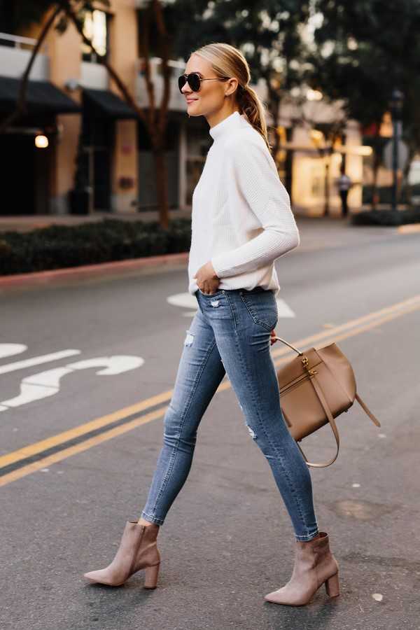 Как носить женские джинсы правильно с ботинками, ботильонами и кроссовками в 2021 году: фото примеров