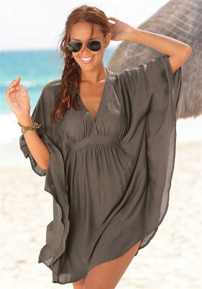 Пляжные платья на лето 2022: фото-новинки и тренды пляжной моды
