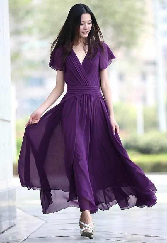 Фиолетовые платья 2019-2020: фото модных фасонов - свадебные, на выпускной, вечерние - советы по выбору