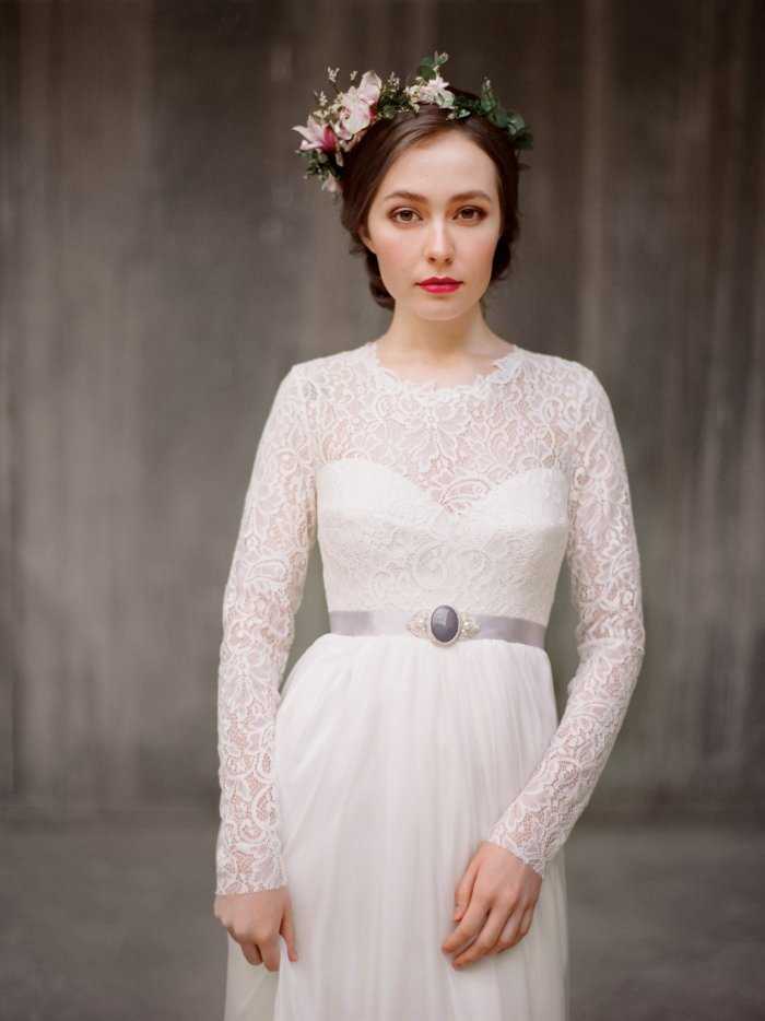 Скромные свадебные платья: 249 фото модных фасонов