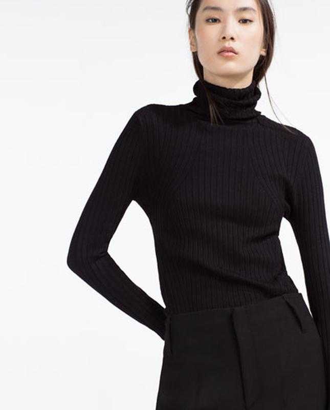 Черные женские свитера — актуальные модели и с чем носить