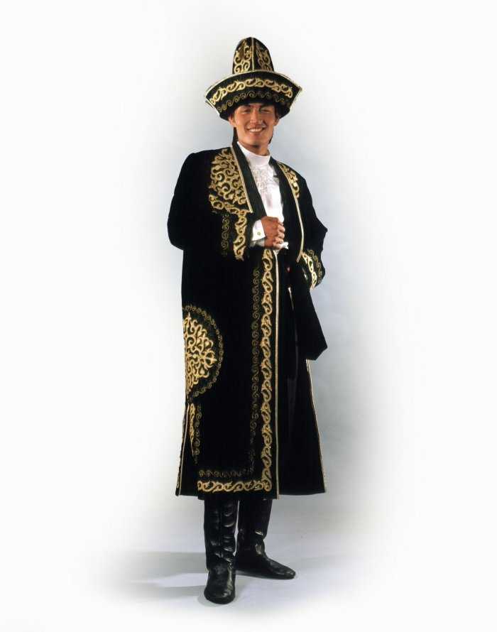 Национальный мужской казахский костюм. казахский национальный костюм