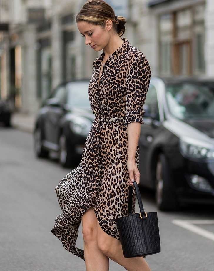 Леопардовый принт в одежде: тренды 2021-2022, как носить и с чем сочетать леопардовые платья, пальто, брюки, юбки | estellemoda.ru