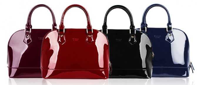 С чем носить красную сумку, клатч или шоппер, советы дизайнеров