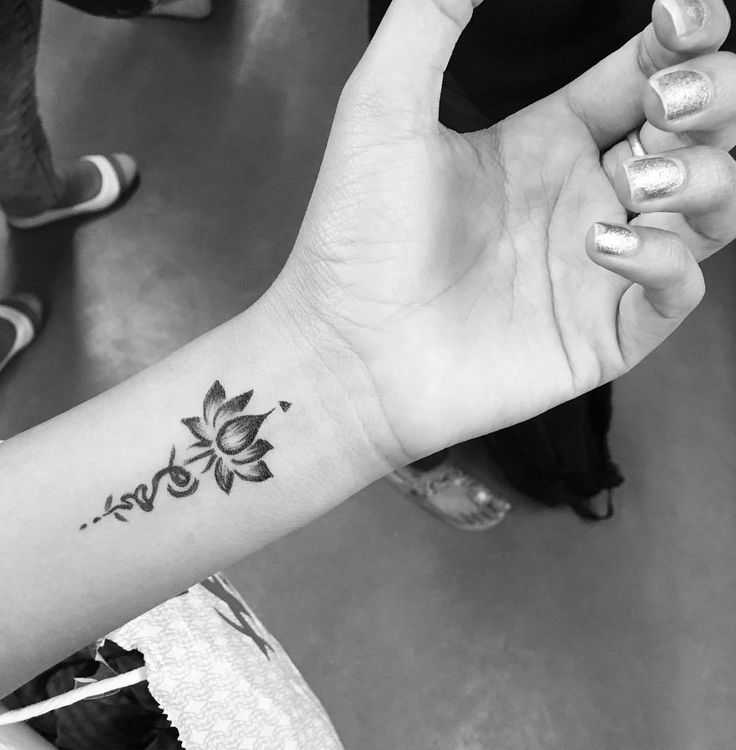 Как украсить девушкам свои руки с помощью татуировок Грамотные советы и удачные идеи
