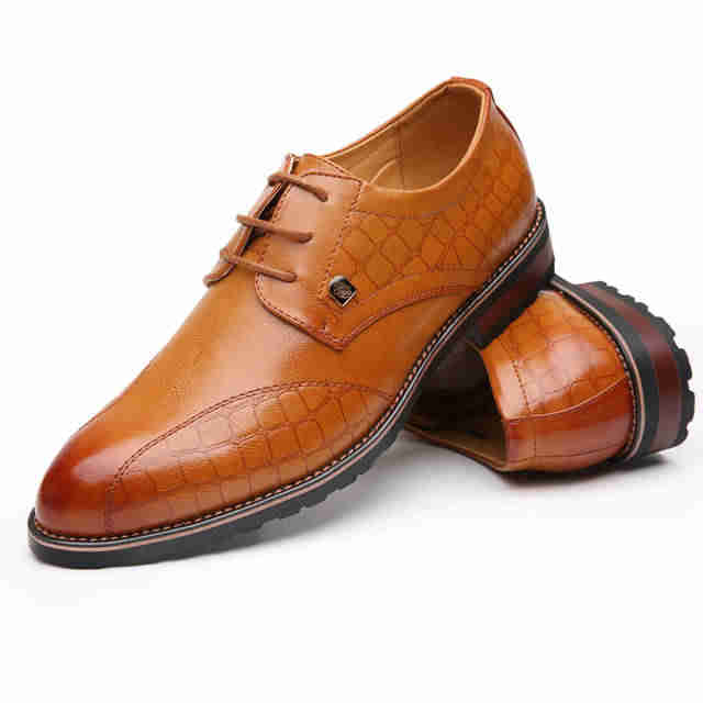 Коричневые туфли и ботинки - универсальная обувь для мужчин!
коричневые туфли и ботинки - универсальная обувь для мужчин!